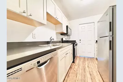 10839 N 15th Avenue N, Phoenix, AZ 85029 - Photo 30