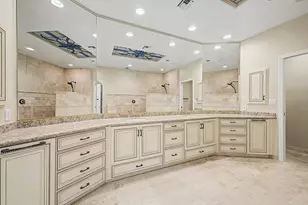 8407 E Del Camino Dr, Scottsdale, AZ 85258 - Photo 18