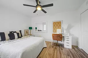 815 E Rose Ln, Phoenix, AZ 85014 - Photo 12