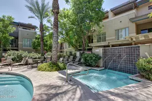 815 E Rose Ln, Phoenix, AZ 85014 - Photo 20