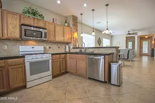 11614 W Grant St, Avondale, AZ 85323 - Photo 14