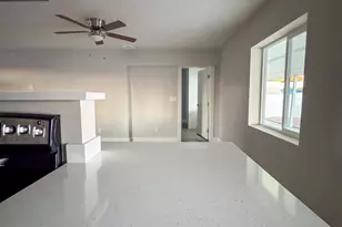 5837 W Pierson St, Phoenix, AZ 85031 - Photo 18
