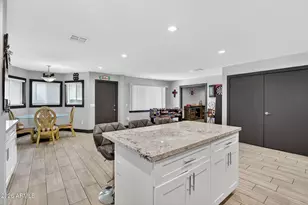 2221 N 27th St, Phoenix, AZ 85008 - Photo 16