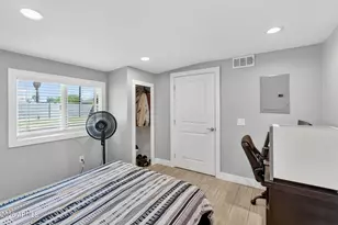 2221 N 27th St, Phoenix, AZ 85008 - Photo 26