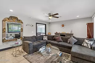 2221 N 27th St, Phoenix, AZ 85008 - Photo 10