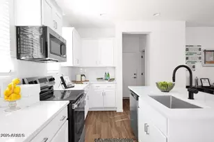16875 N 12th St, Phoenix, AZ 85022 - Photo 8