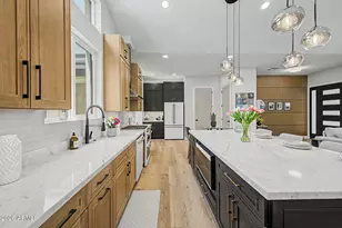 9024 N 28th St, Phoenix, AZ 85028 - Photo 2