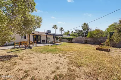 3436 E Glenrosa Avenue, Phoenix, AZ 85018 - Photo 30
