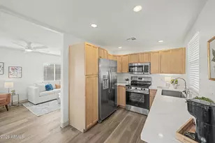 1914 E Monte Vista Rd, Phoenix, AZ 85006 - Photo 10