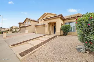 2111 E Patrick Ln, Phoenix, AZ 85024 - Photo 16