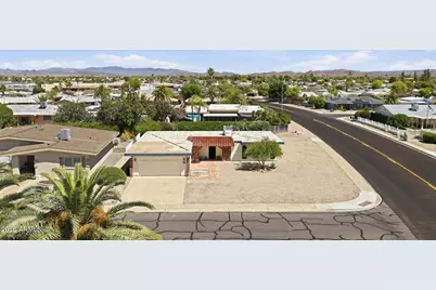 10702 W Willowbrook Drive, Sun City, AZ 85373 - Photo 4