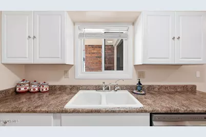 10702 W Willowbrook Drive, Sun City, AZ 85373 - Photo 16