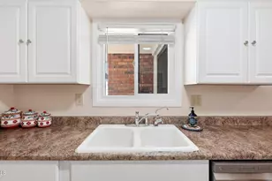 10702 W Willowbrook Dr, Sun City, AZ 85373 - Photo 16
