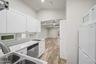 4002 N 86th St, Scottsdale, AZ 85251 - Photo 32