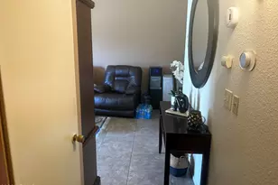 6711 W Osborn Rd, Phoenix, AZ 85033 - Photo 12