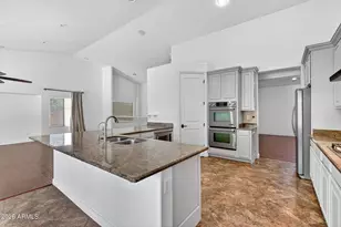 11627 E Santan Ct, Chandler, AZ 85249 - Photo 12