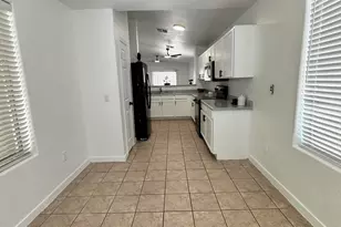 11254 W Locust Ln, Avondale, AZ 85323 - Photo 8