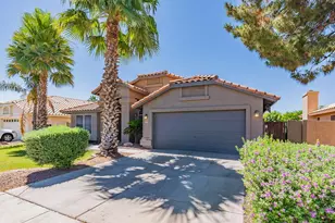 12471 W Holly St, Avondale, AZ 85392 - Photo 6
