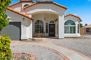 652 W Nido Ave, Mesa, AZ 85210 - Photo 2