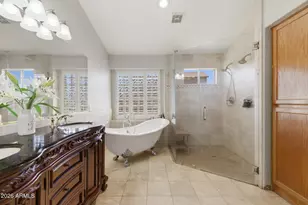 652 W Nido Ave, Mesa, AZ 85210 - Photo 10