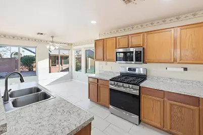 13231 N 82nd Drive, Peoria, AZ 85381 - Photo 6