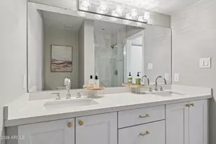 8342 E Keim Dr, Scottsdale, AZ 85250 - Photo 12
