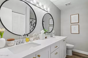 8342 E Keim Dr, Scottsdale, AZ 85250 - Photo 16