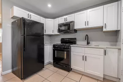 4423 N 23rd Avenue #Apt B, Phoenix, AZ 85015 - Photo 10