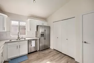 16620 N 19th St, Phoenix, AZ 85022 - Photo 14