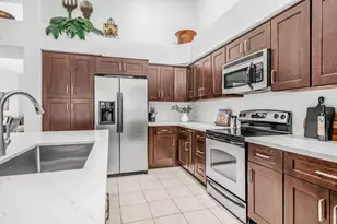 6334 E Viewmont Dr, Mesa, AZ 85215 - Photo 8
