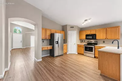 13169 W Ironwood Street, Surprise, AZ 85374 - Photo 12