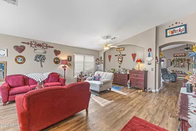 13169 W Ironwood Street, Surprise, AZ 85374 - Photo 8