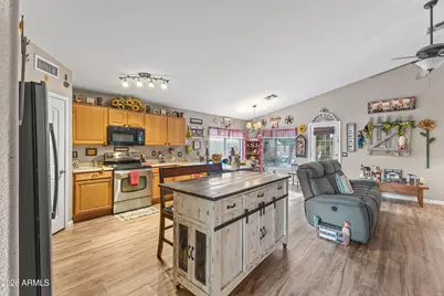 13169 W Ironwood Street, Surprise, AZ 85374 - Photo 4