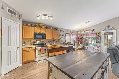 13169 W Ironwood Street, Surprise, AZ 85374 - Photo 10