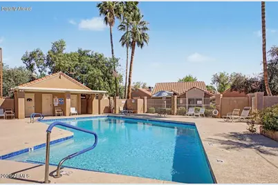 7020 W Olive Avenue #224, Peoria, AZ 85345 - Photo 2
