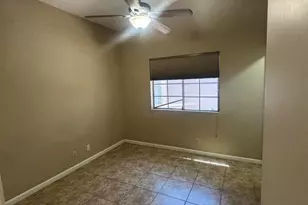 7020 W Olive Ave, Peoria, AZ 85345 - Photo 16