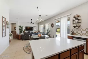 11959 W Patrick Ln, Sun City, AZ 85373 - Photo 12