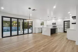 8525 E Clarendon Ave, Scottsdale, AZ 85251 - Photo 8