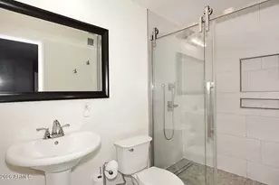 5634 N 39th Ave, Phoenix, AZ 85019 - Photo 26