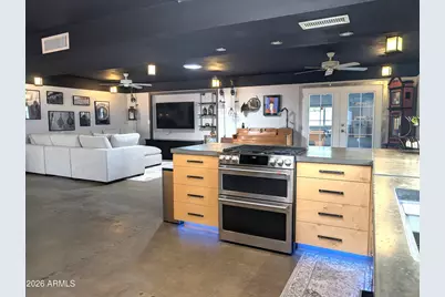 5634 N 39th Avenue, Phoenix, AZ 85019 - Photo 12