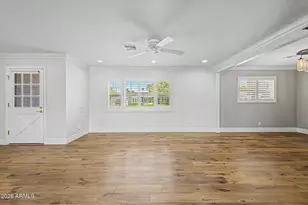 4117 E Patricia Jane Dr, Phoenix, AZ 85018 - Photo 6