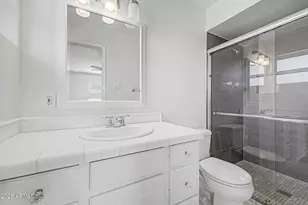 4117 E Patricia Jane Dr, Phoenix, AZ 85018 - Photo 30
