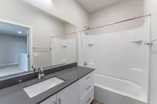 432 S 32nd St, Mesa, AZ 85204 - Photo 2