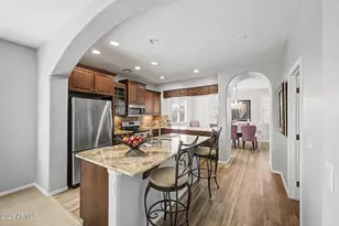 905 S Osborn Ln, Gilbert, AZ 85296 - Photo 10