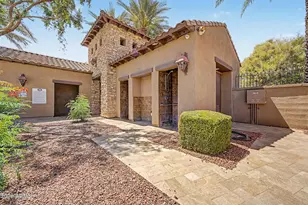 905 S Osborn Ln, Gilbert, AZ 85296 - Photo 38