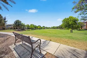 905 S Osborn Ln, Gilbert, AZ 85296 - Photo 48