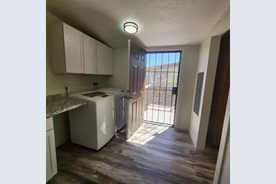 21533 W Laura Street, Wittmann, AZ 85361 - Photo 18