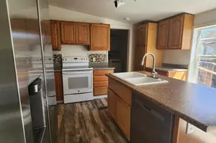 21533 W Laura St, Wittmann, AZ 85361 - Photo 32