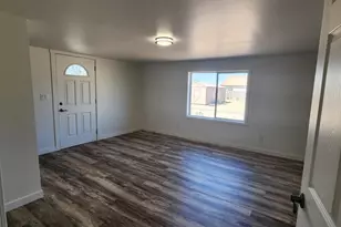 21533 W Laura St, Wittmann, AZ 85361 - Photo 40