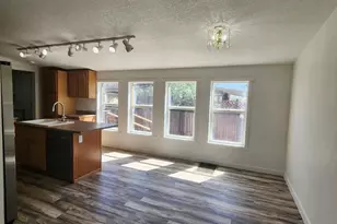 21533 W Laura St, Wittmann, AZ 85361 - Photo 22